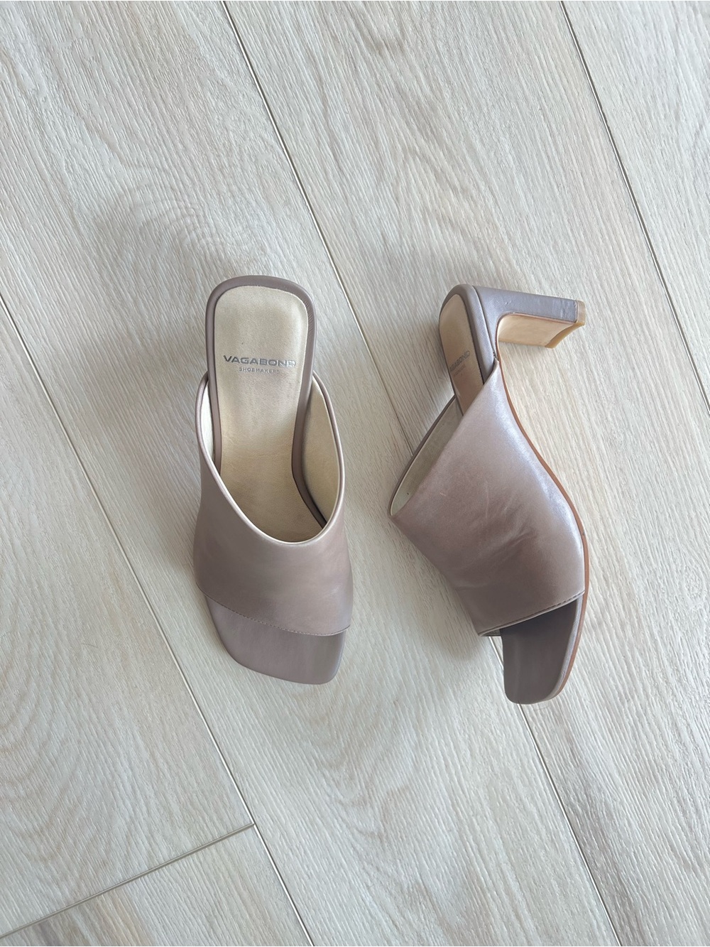Vagabond Taupe “Luisa” Leather Square-Toe Mule Heels